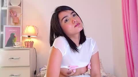 Snapshot of naissha chatting on 01-04-25, 04:00 Naissha online show from 01-04-25, 04:00