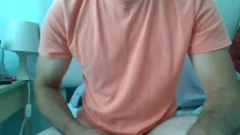 nakedandfree978 online show from 08-05-26, 06:33