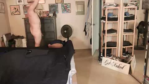 nakedmonkey online show from 04-26-26, 01:14