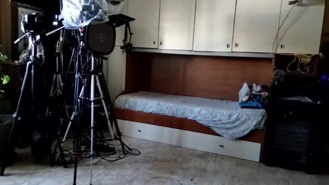 Snapshot of nakednudist72 chatting on 02-22-25, 10:51 Naked Naturist online show from 02-22-25, 10:51