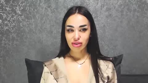 Lady online show from 04-16-26, 01:34