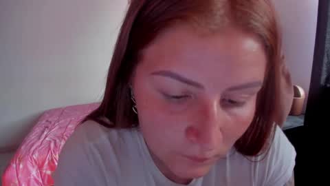 Snapshot of namibecker chatting on 09-19-25, 10:10 Nami online show from 09-19-25, 10:10