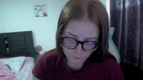 Snapshot of namibecker chatting on 12-04-25, 08:28 Nami online show from 12-04-25, 08:28