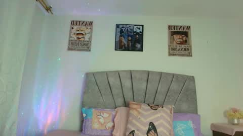 Snapshot of namithompson chatting on 11-30-25, 09:52 NamiThompson online show from 11-30-25, 09:52