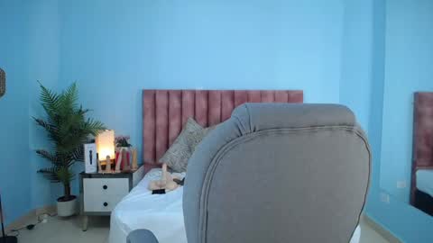 Snapshot of nana_levy chatting on 05-12-26, 04:09 Nana levy online show from 05-12-26, 04:09
