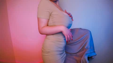 Snapshot of nanafey chatting on 12-05-24, 03:28 your candy online show from 12-05-24, 03:28