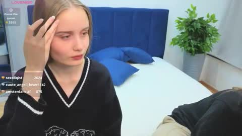 Maeve online show from 10-19-25, 02:56