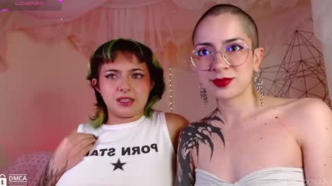 Snapshot of nanaxnana chatting on 12-24-24, 01:17 Alma Maria online show from 12-24-24, 01:17