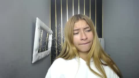 nancy blonde online show from 05-08-26, 12:21