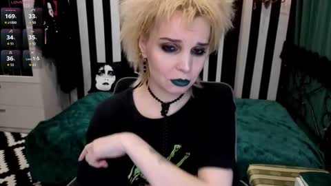 Snapshot of nancyaddams chatting on 11-05-25, 11:27 Nancy online show from 11-05-25, 11:27