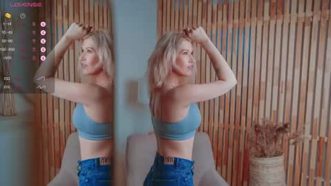Snapshot of nancyfancyyy chatting on 01-20-25, 09:24 Follow my page on peach  online show from 01-20-25, 09:24