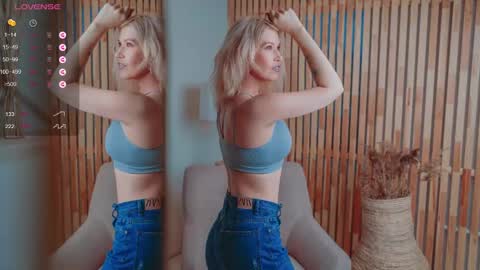 Snapshot of nancyfancyyy chatting on 02-04-25, 09:38 Follow my page on peach  online show from 02-04-25, 09:38