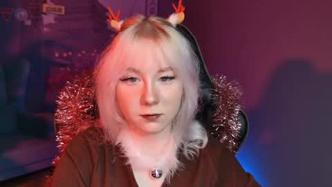 Snapshot of nancymartinez chatting on 12-25-24, 01:09 nancymartinez online show from 12-25-24, 01:09