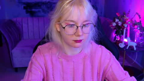 Snapshot of nancymartinez chatting on 01-14-25, 05:19 nancymartinez online show from 01-14-25, 05:19