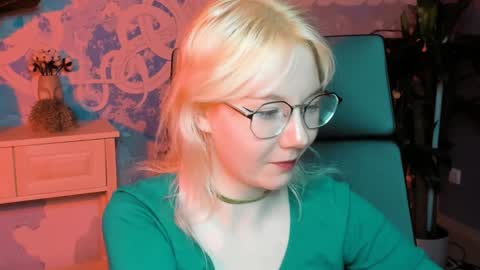 Snapshot of nancymartinez chatting on 01-17-25, 08:24 nancymartinez online show from 01-17-25, 08:24