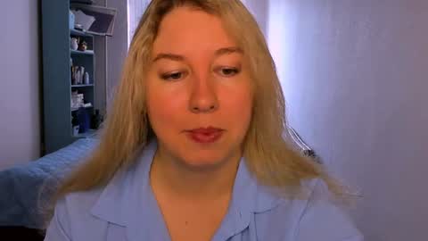 Nancy online show from 06-21-26, 07:11