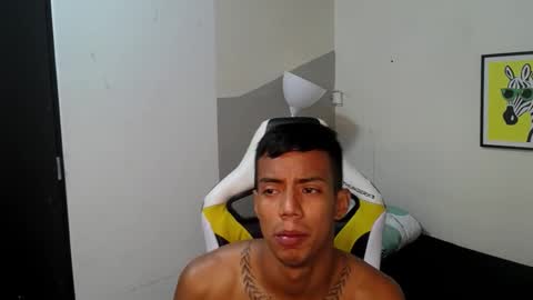 Snapshot of nando_col chatting on 10-16-25, 11:11 nando_col online show from 10-16-25, 11:11
