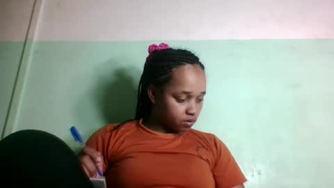 nandrianina416143 online show from 06-12-26, 06:12