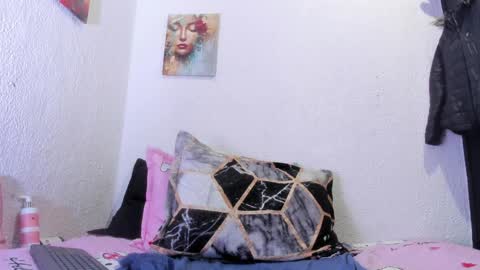 Snapshot of naniis_wish chatting on 06-05-26, 06:52 NANIIS online show from 06-05-26, 06:52