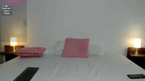 Snapshot of nany_model25 chatting on 03-11-25, 03:12 nany_model25 online show from 03-11-25, 03:12