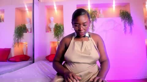 nanymoreno online show from 11-18-25, 12:31