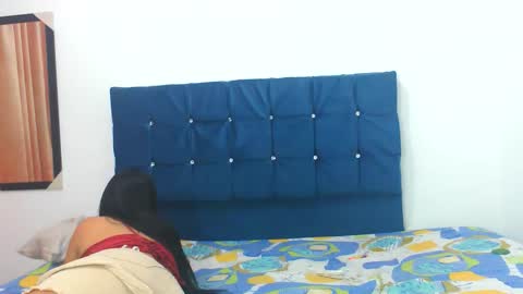 Snapshot of naomi_sweet420 chatting on 11-20-25, 10:42 Mia online show from 11-20-25, 10:42