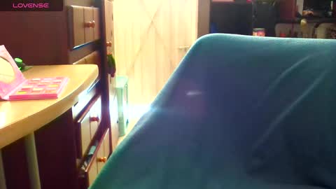 Snapshot of naomi_unu chatting on 03-24-26, 04:56 Naomi online show from 03-24-26, 04:56