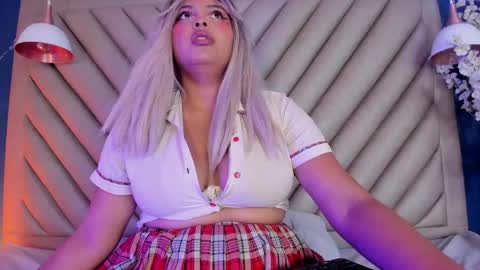 naomi_velour online show from 06-01-26, 08:10