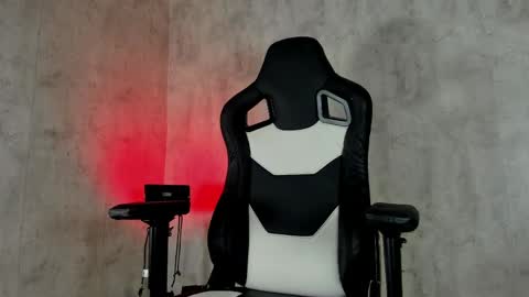 Heidy  online show from 05-03-26, 06:08