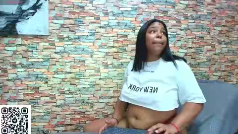 Snapshot of naomii_campbelll chatting on 06-14-26, 08:44 Naomi Campbel online show from 06-14-26, 08:44