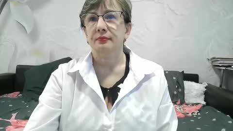 naomimolligan online show from 05-04-26, 10:55