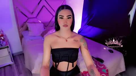 naomisaenz01 online show from 07-28-26, 08:52