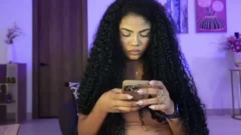 Naomi     online show from 06-11-26, 02:33