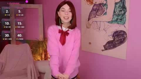 Snapshot of naomiyoru chatting on 05-08-26, 08:47 Naomi online show from 05-08-26, 08:47