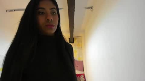 Snapshot of naomy__smith__ chatting on 02-06-25, 05:51 N A O M Y online show from 02-06-25, 05:51