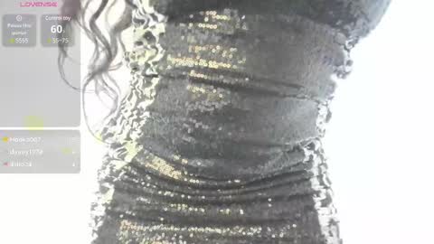 Snapshot of naomy__smith__ chatting on 02-28-25, 04:10 N A O M Y online show from 02-28-25, 04:10