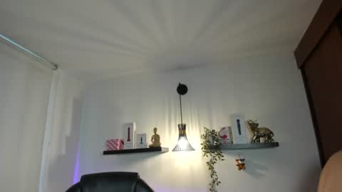 naomy online show from 08-04-26, 10:12
