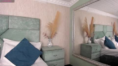 Snapshot of naomysakura chatting on 01-09-26, 08:21 Naomy online show from 01-09-26, 08:21