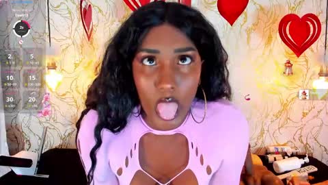 Naomy online show from 04-27-26, 08:29