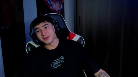 sebastian online show from 12-20-25, 04:52