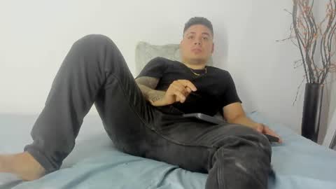 Snapshot of narciso_kh chatting on 06-27-26, 07:57 deibyd online show from 06-27-26, 07:57