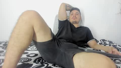 Snapshot of narciso_kh chatting on 07-06-26, 01:02 deibyd online show from 07-06-26, 01:02