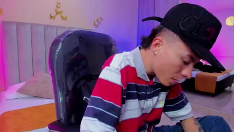 Nascary Fox online show from 01-06-26, 07:06