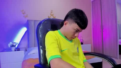 Nascary Fox online show from 01-12-26, 07:08