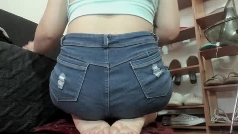 Snapshot of nasha__brown chatting on 01-21-25, 09:04 Nasha online show from 01-21-25, 09:04