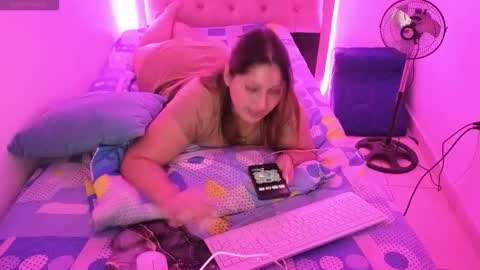 Nasly batista  online show from 10-24-25, 06:10