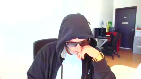Snapshot of nassobout chatting on 05-22-26, 08:25 nassobout online show from 05-22-26, 08:25