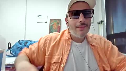 Snapshot of nassobout chatting on 06-13-26, 12:08 nassobout online show from 06-13-26, 12:08