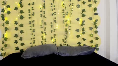 Maira online show from 02-02-25, 05:10