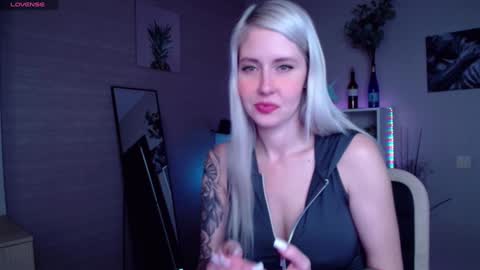 Snapshot of nastasya_cute chatting on 01-23-25, 04:52 Nastya online show from 01-23-25, 04:52